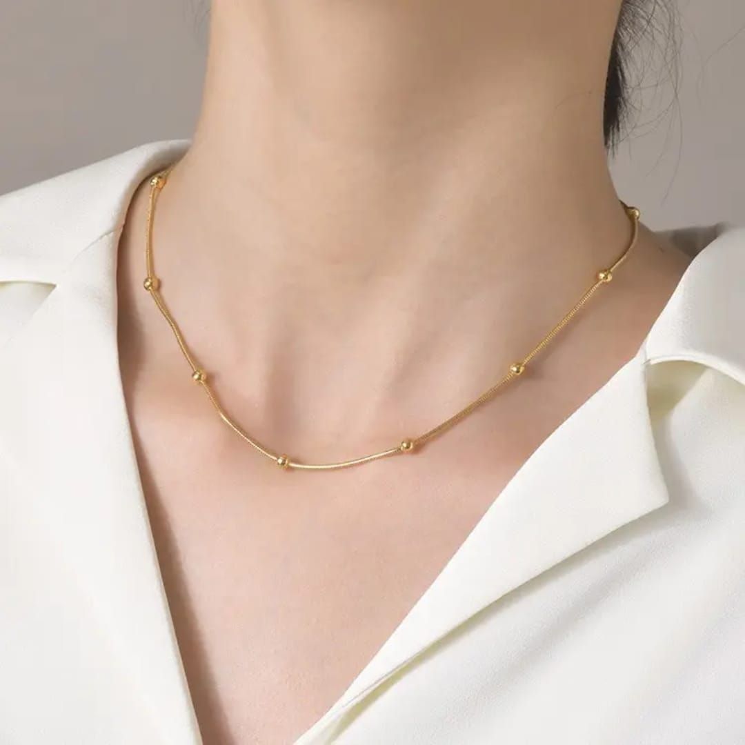 Minimal Gold Bead Necklace