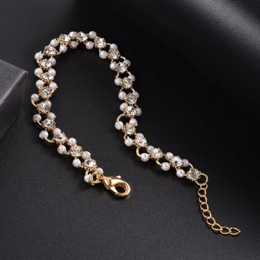 Ivory Glow Chain Bracelet