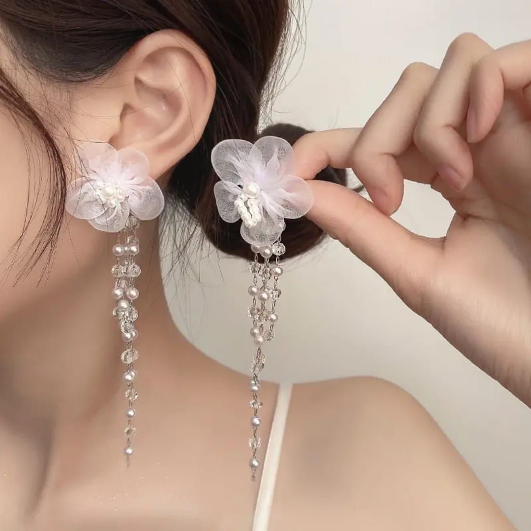 Ivory Petal Pearl Drops Earring