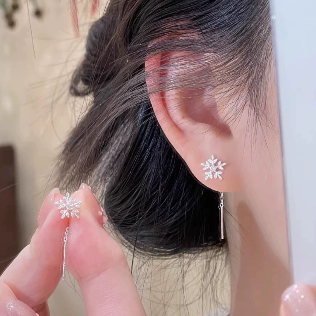 Snowflake Chain Earring