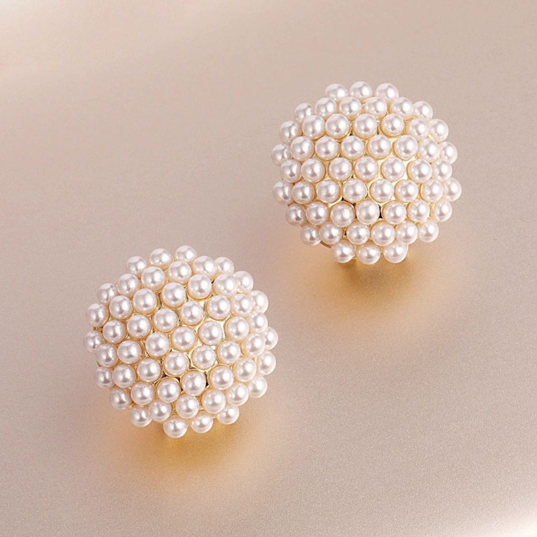 Cluster Pearl Stud Earrings