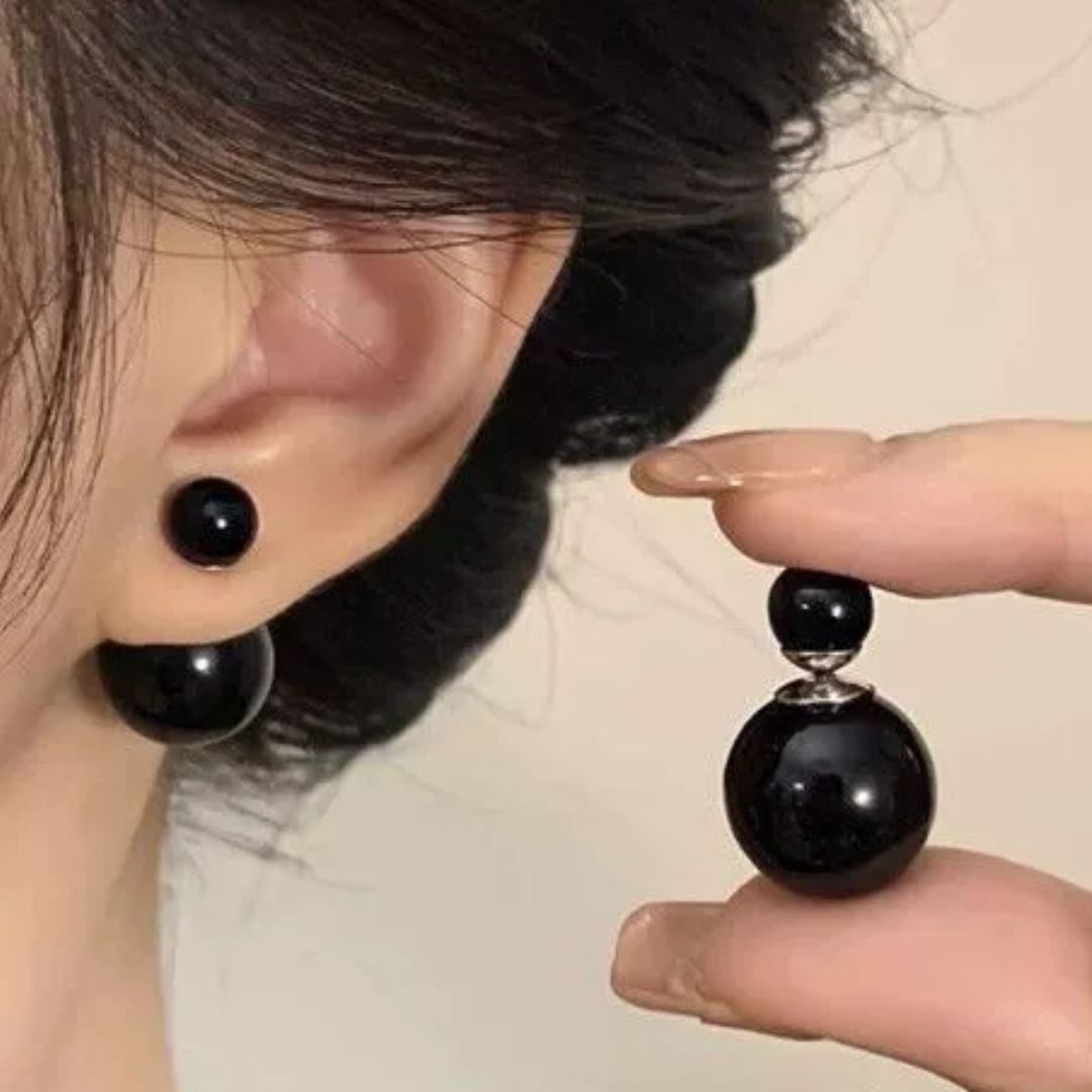 Black Pearl Stud Earring