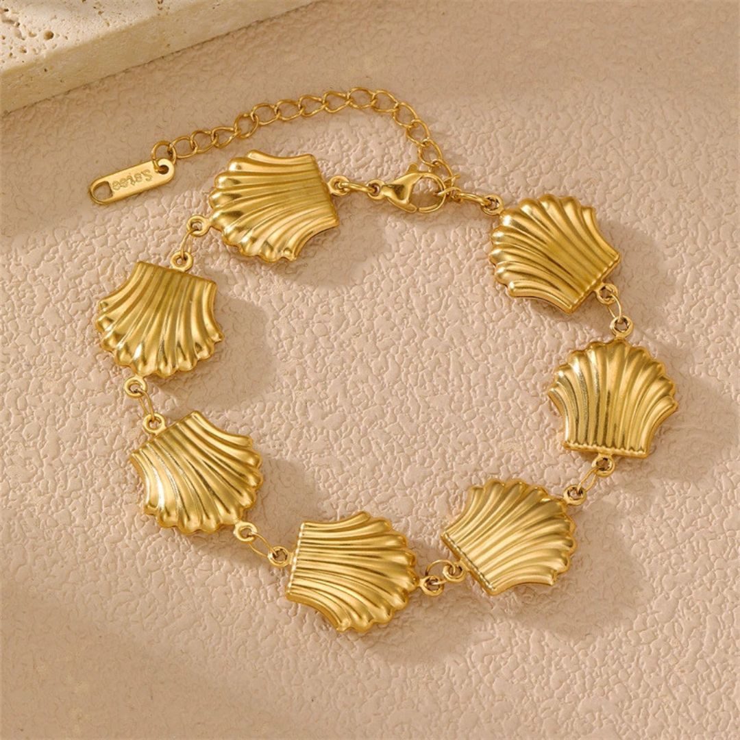 Golden Scallop Shell Bracelet