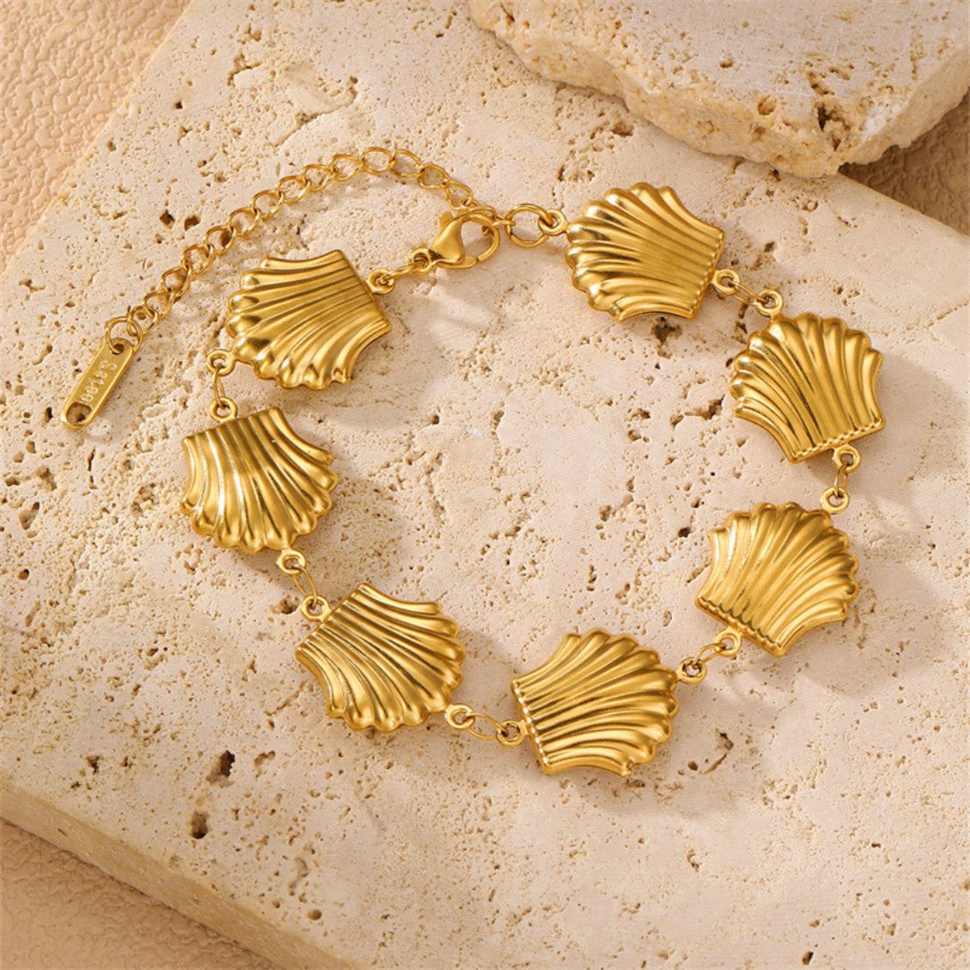 Golden Scallop Shell Bracelet