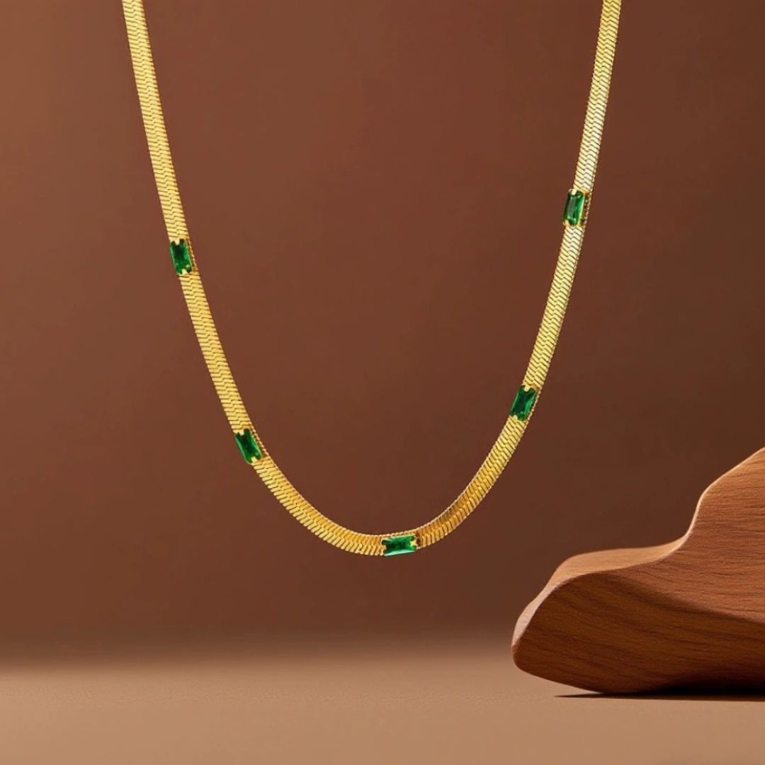 Dainty Emerald Stream Necklace