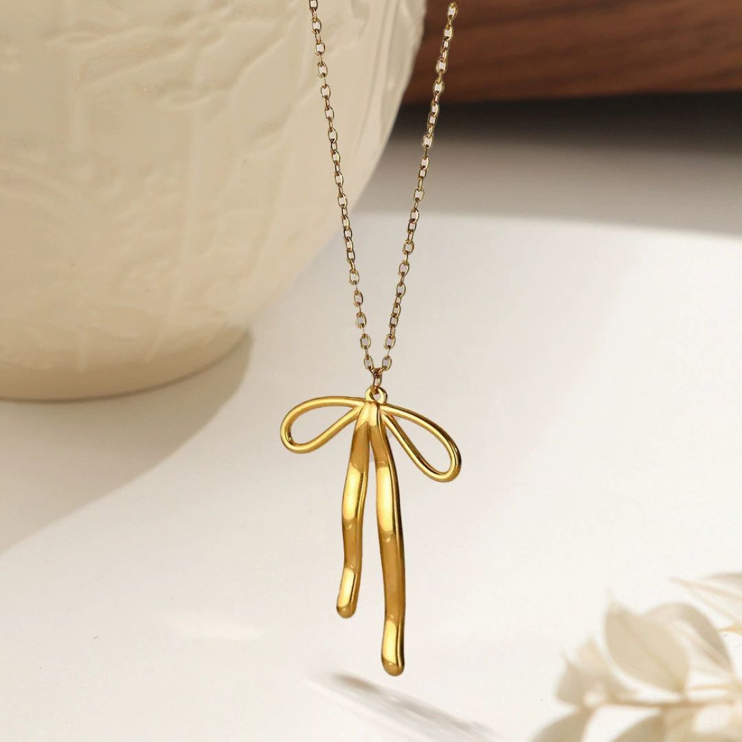 Darling Ribbon Drop Necklace