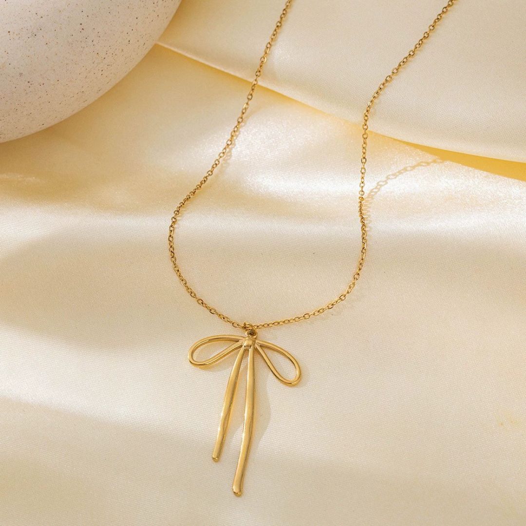 Darling Ribbon Drop Necklace