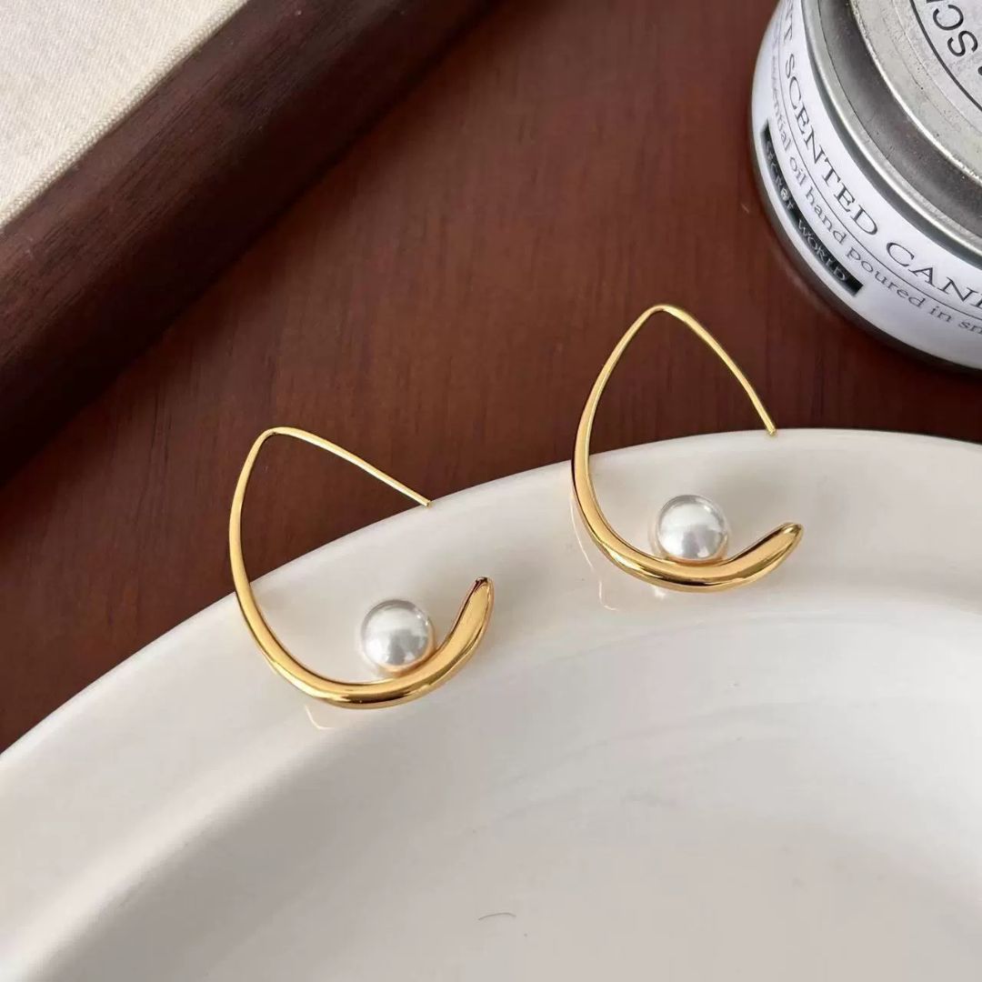 Golden Bling Drops Earring