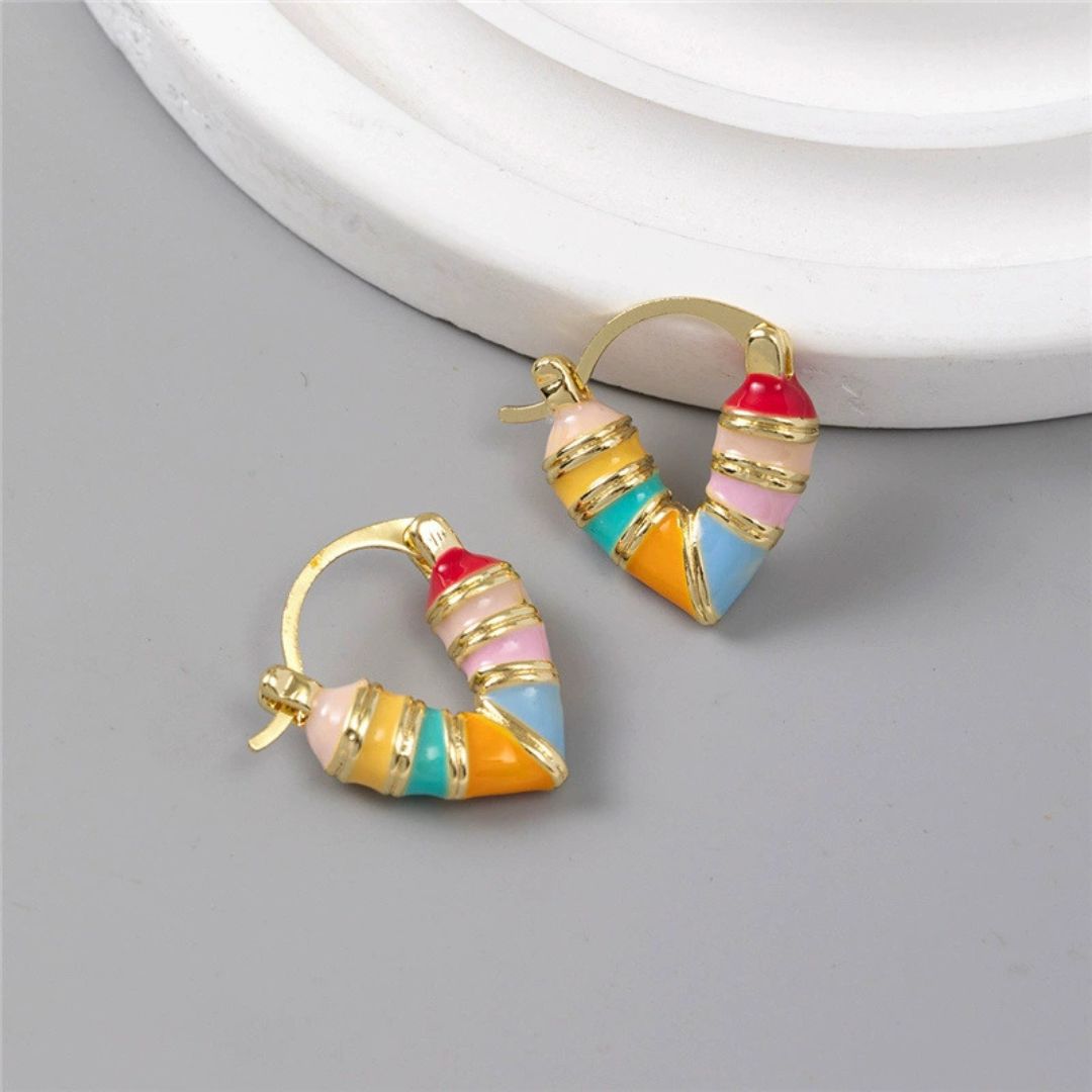 Star Kiss Loops Hoop Earring