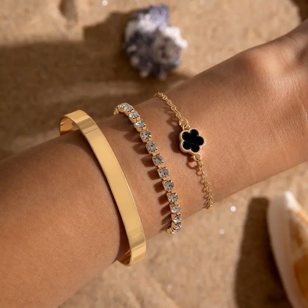 Luxe Bloom Trio Bracelet