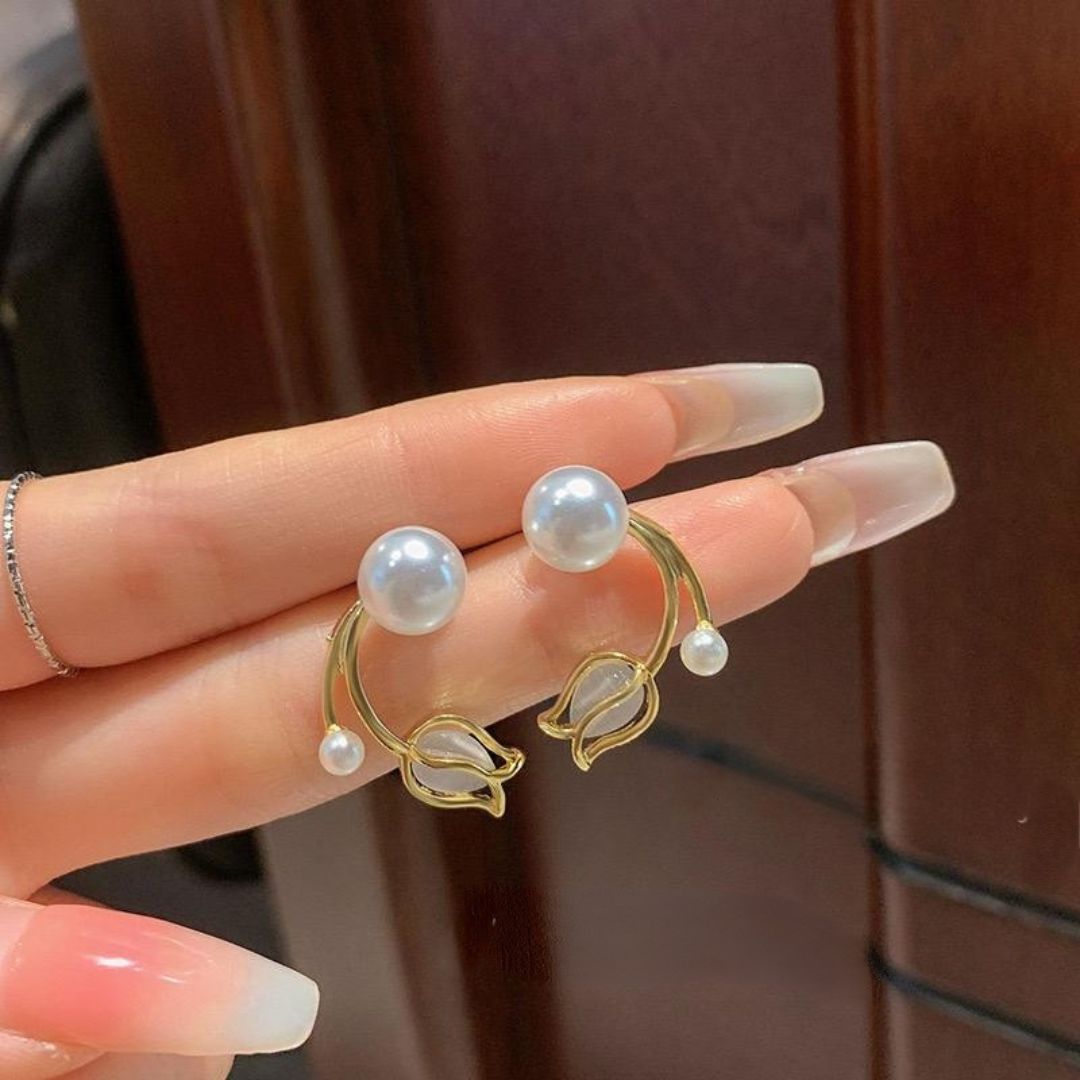Tulip Stud Earring