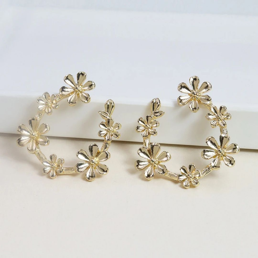 Golden Daisy Earring