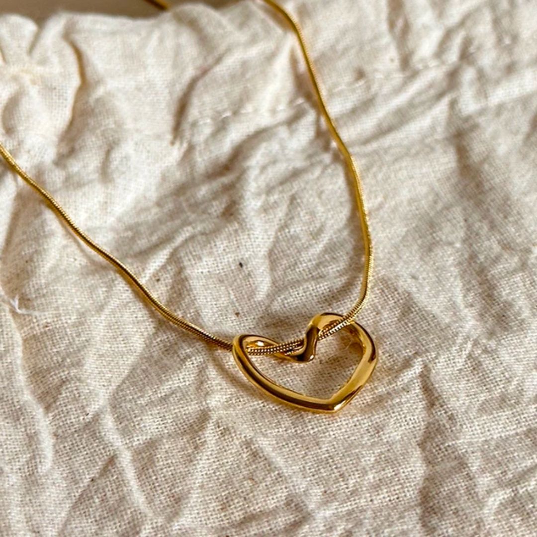 Blind Date heart Necklace