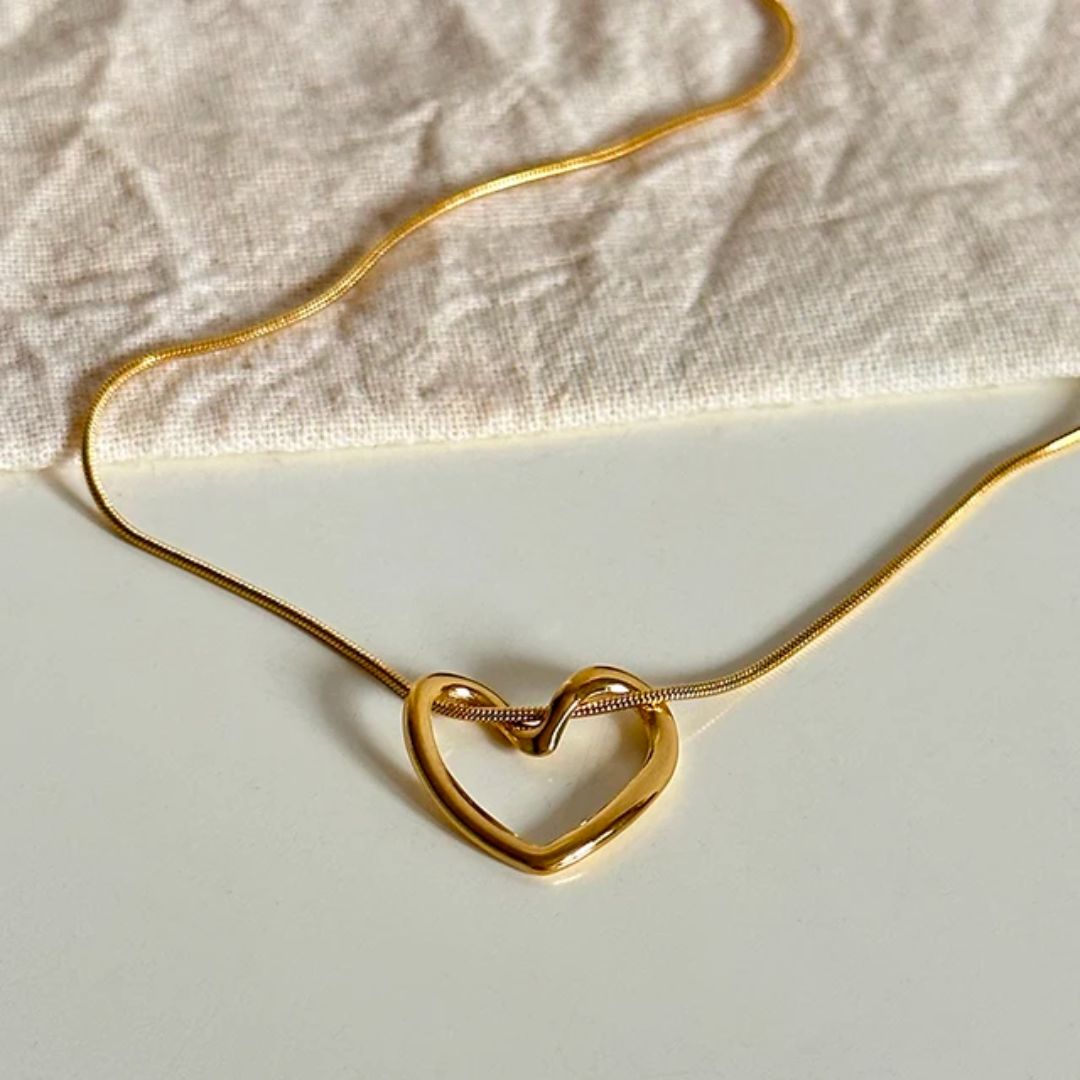 Blind Date heart Necklace