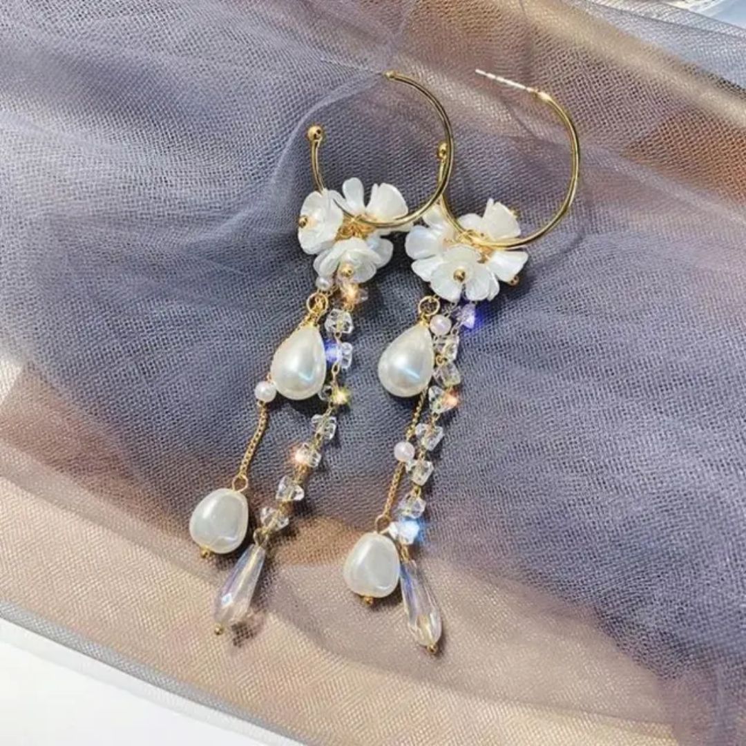 As Fresh As Daisy Long Chain Earrings