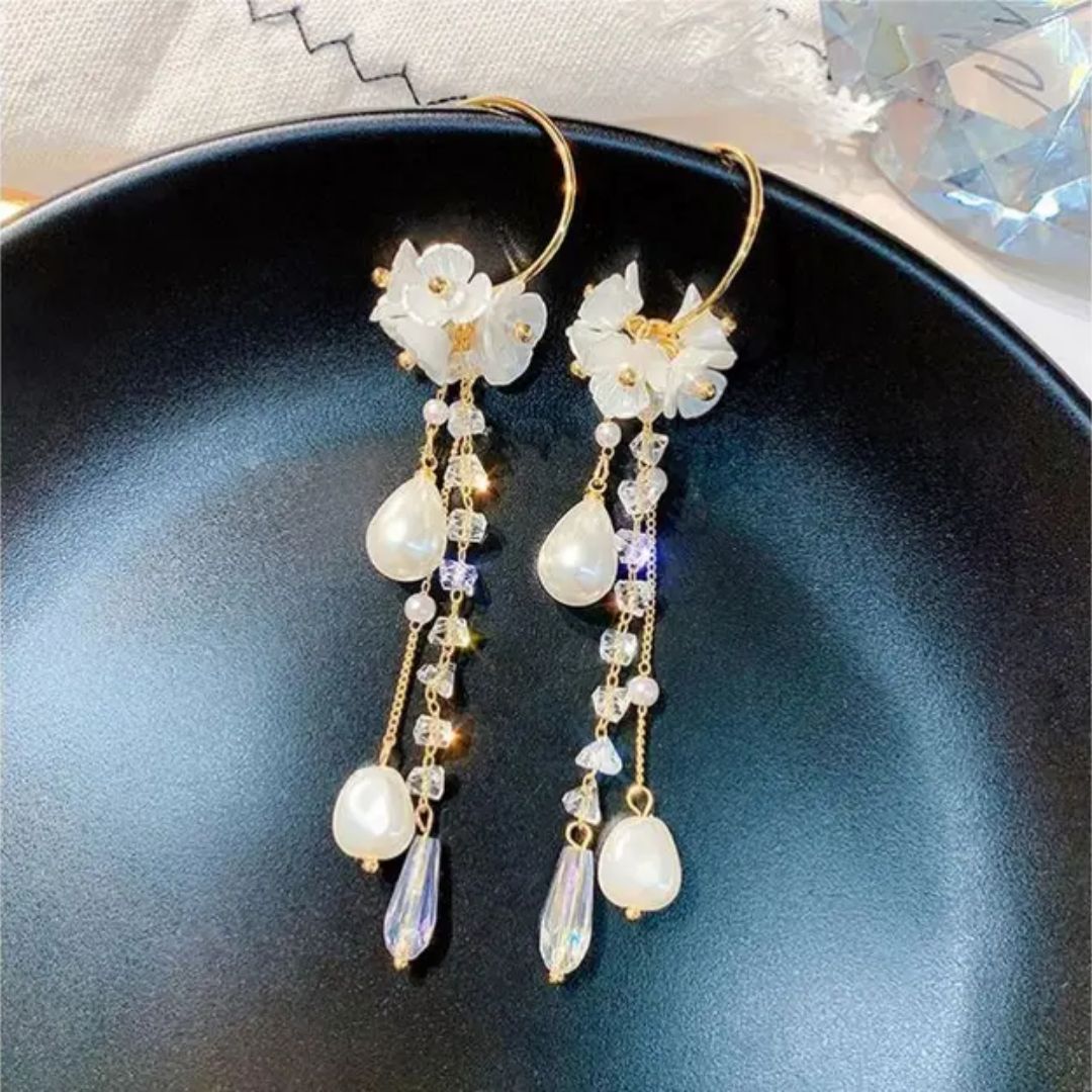 As Fresh As Daisy Long Chain Earrings