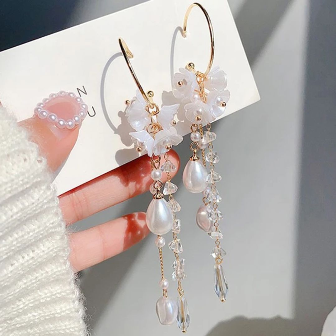 As Fresh As Daisy Long Chain Earrings