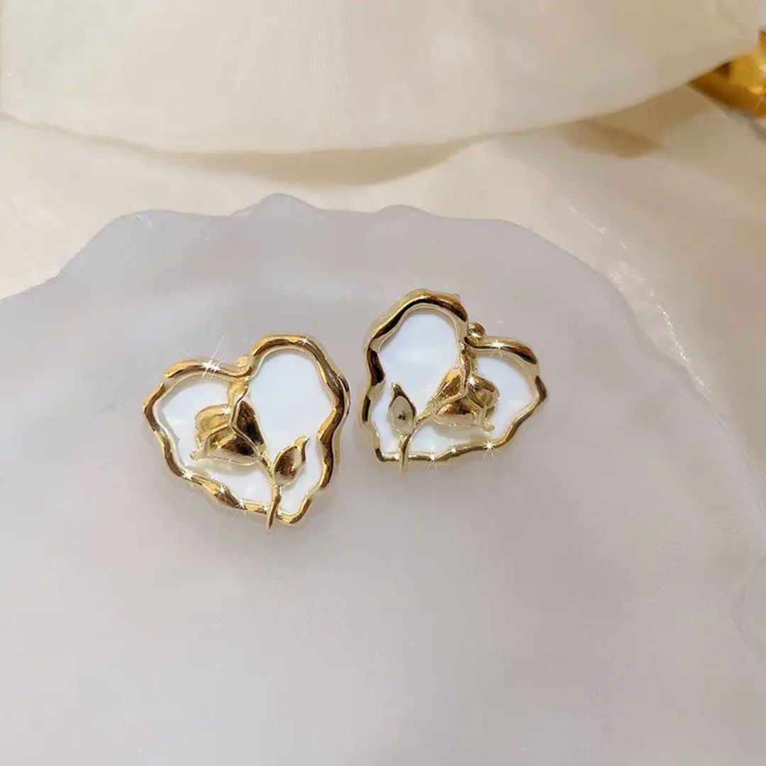 Blossom Heart Studs Earring