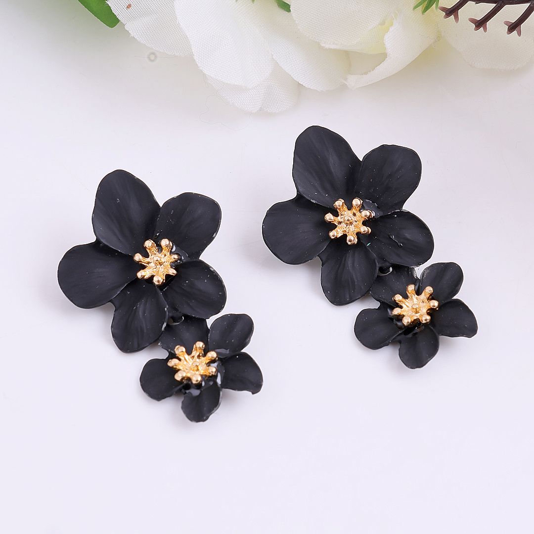 Black Flower Earring