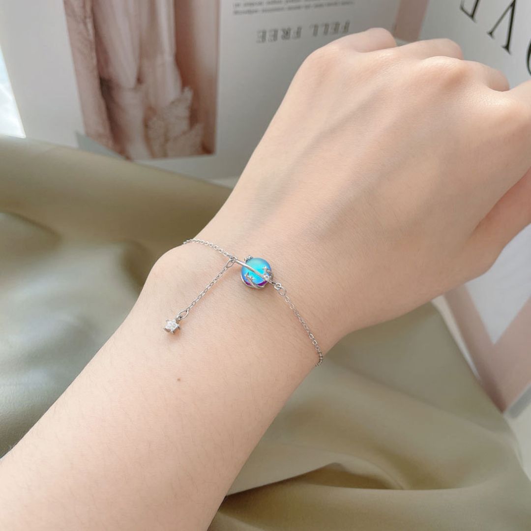 Moon Orbit Chain Bracelet