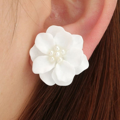 As Fresh As Daisy Earring