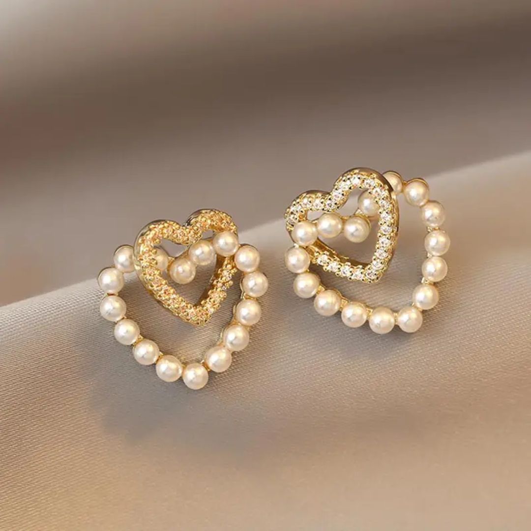 Love Loop Pearl Earrings