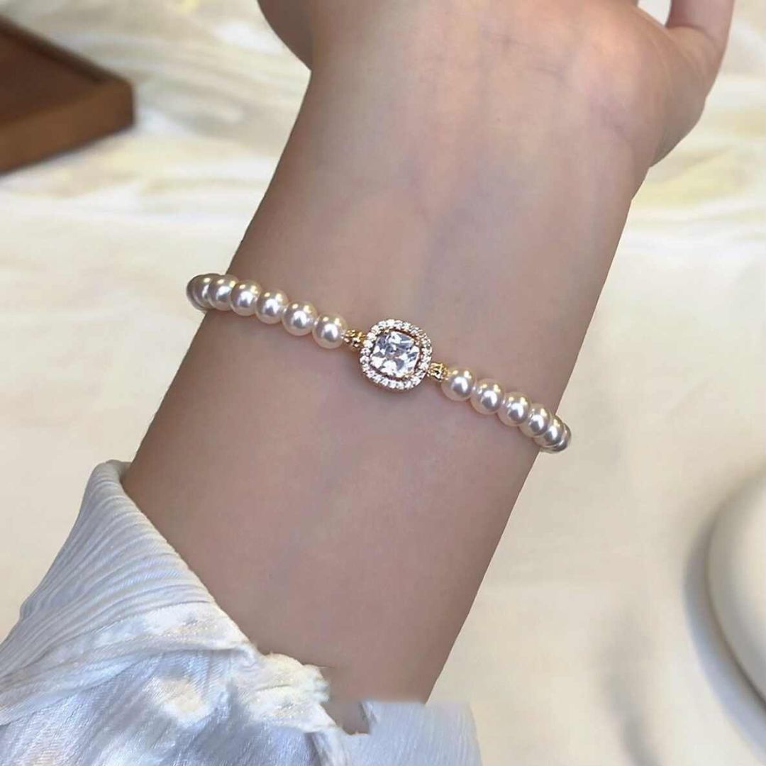 Elite Pearl Bracelet