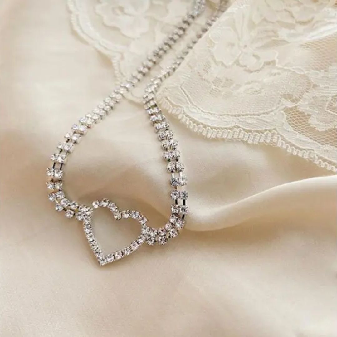 Bling Blogger Heart Neckpiece