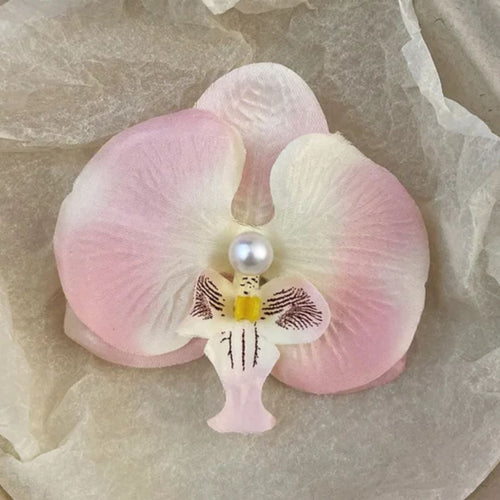 Elegant Floral Hair Clip