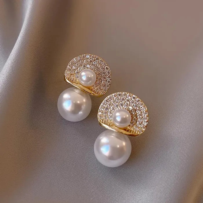 Perky Pearl Minimal Earrings