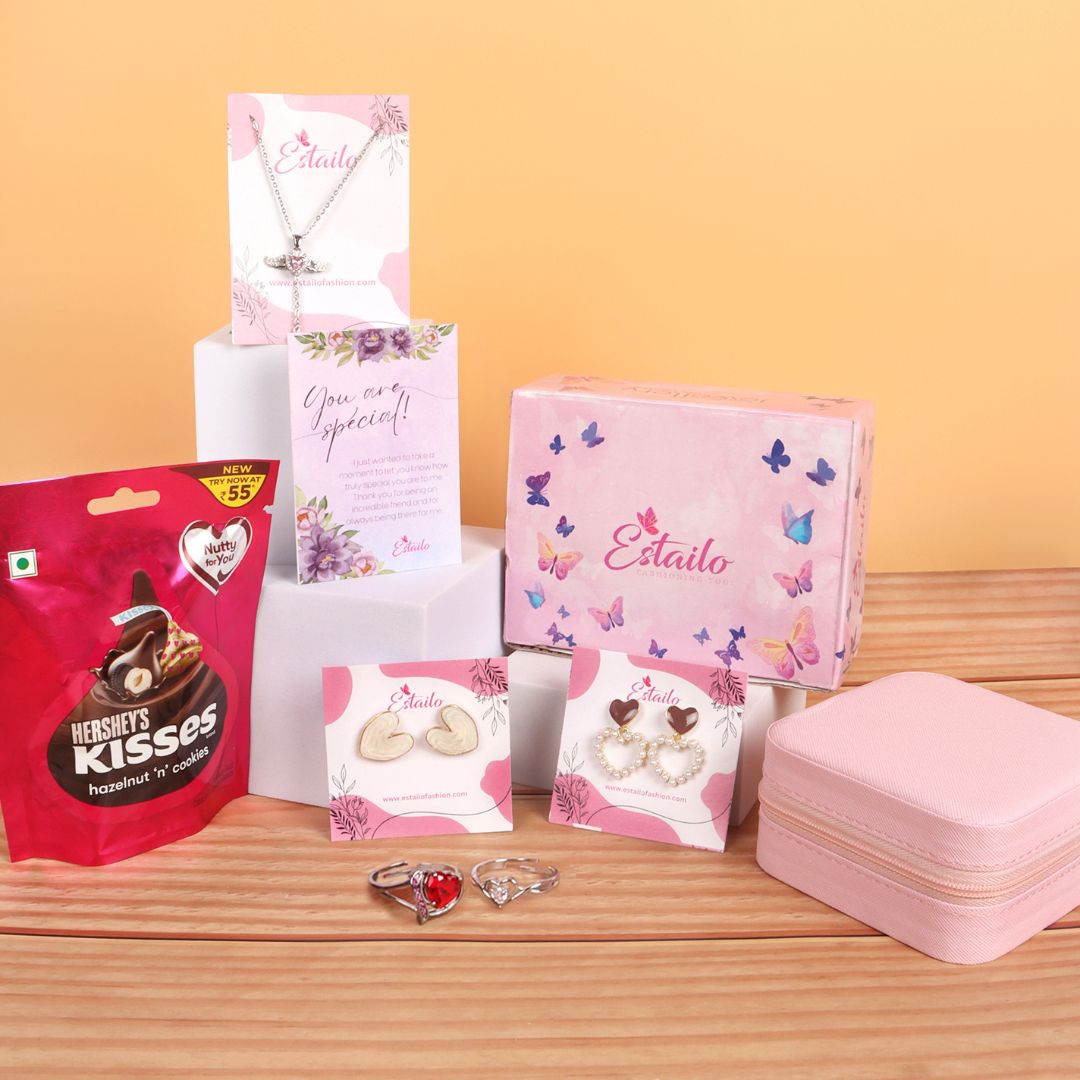 Close to your Heart Gift Hamper + Jewellery Organiser