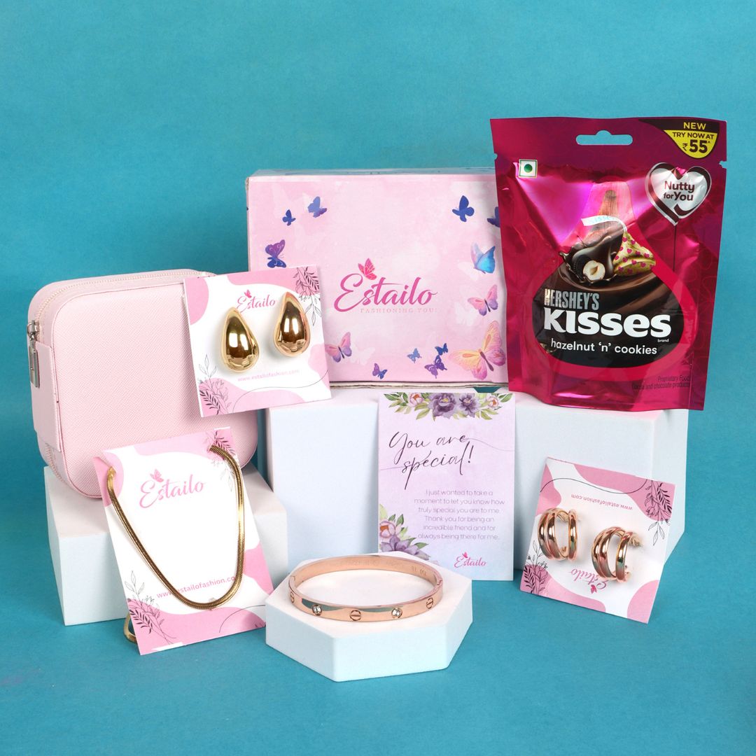 For the Party girl Gift Hamper + Jewellery organiser