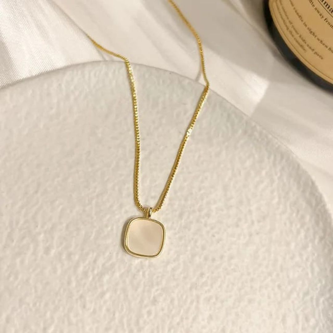 Minimal Fresh Look Necklace