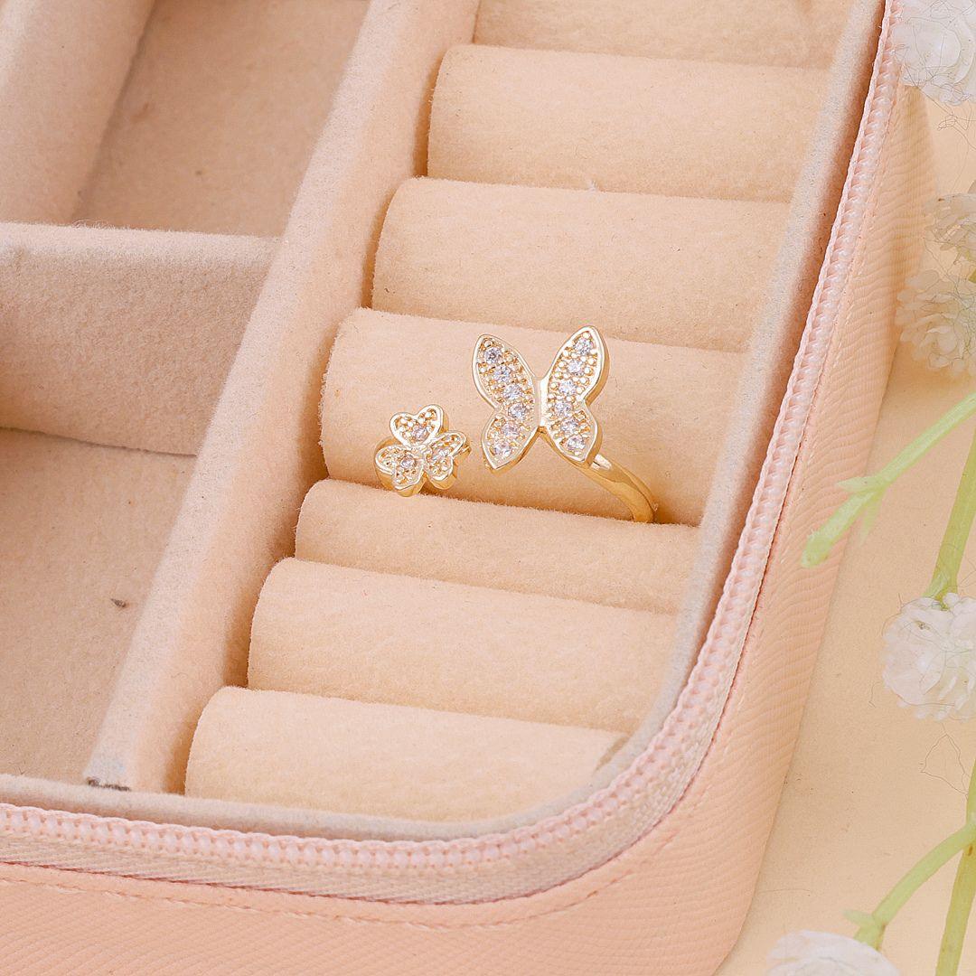 Float like a butterfly Ring