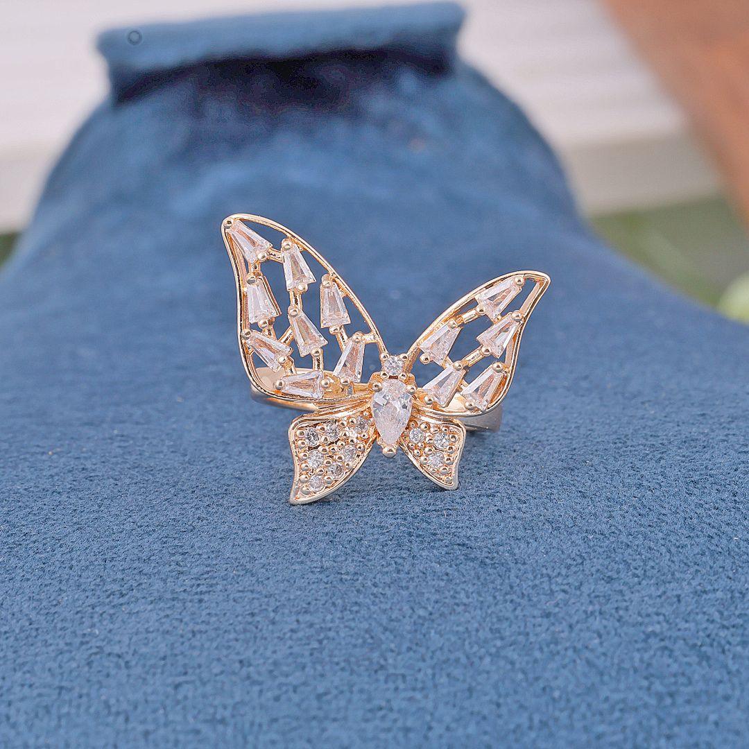 Social Butterfly Ring