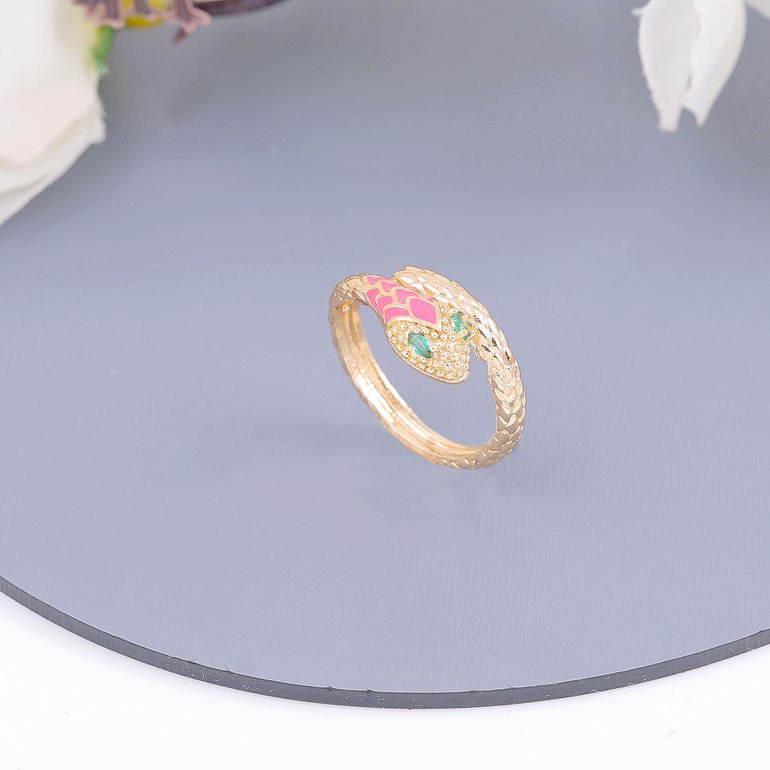 Dainty Chic Snake Ring