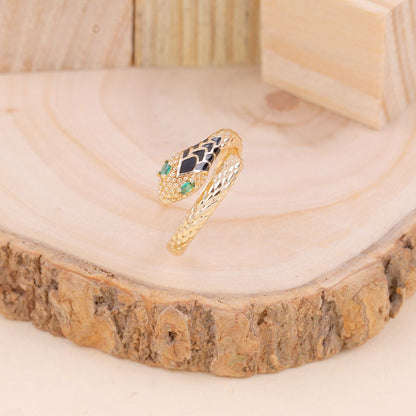 Dainty Chic Snake Ring