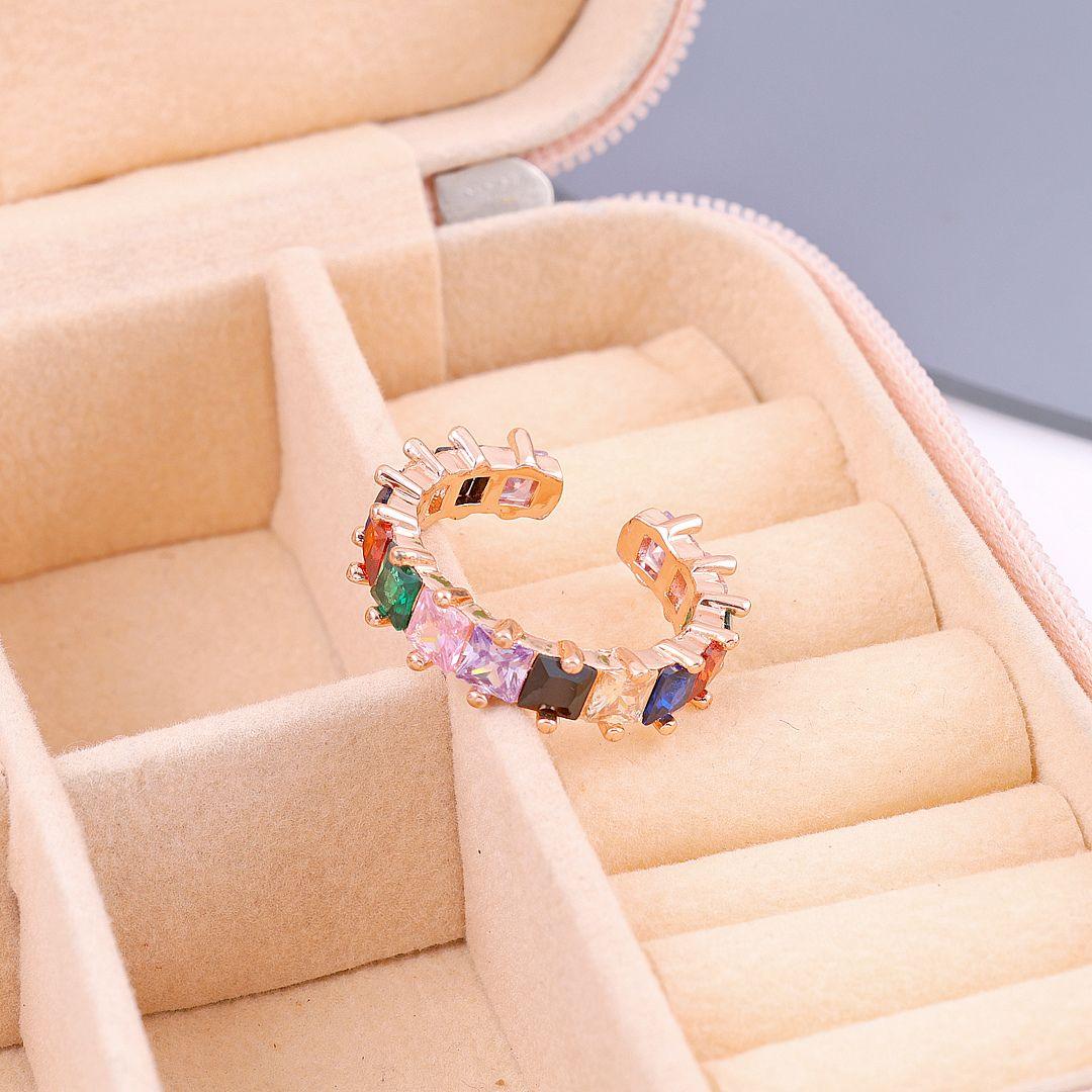 Cozy Crystal Ring