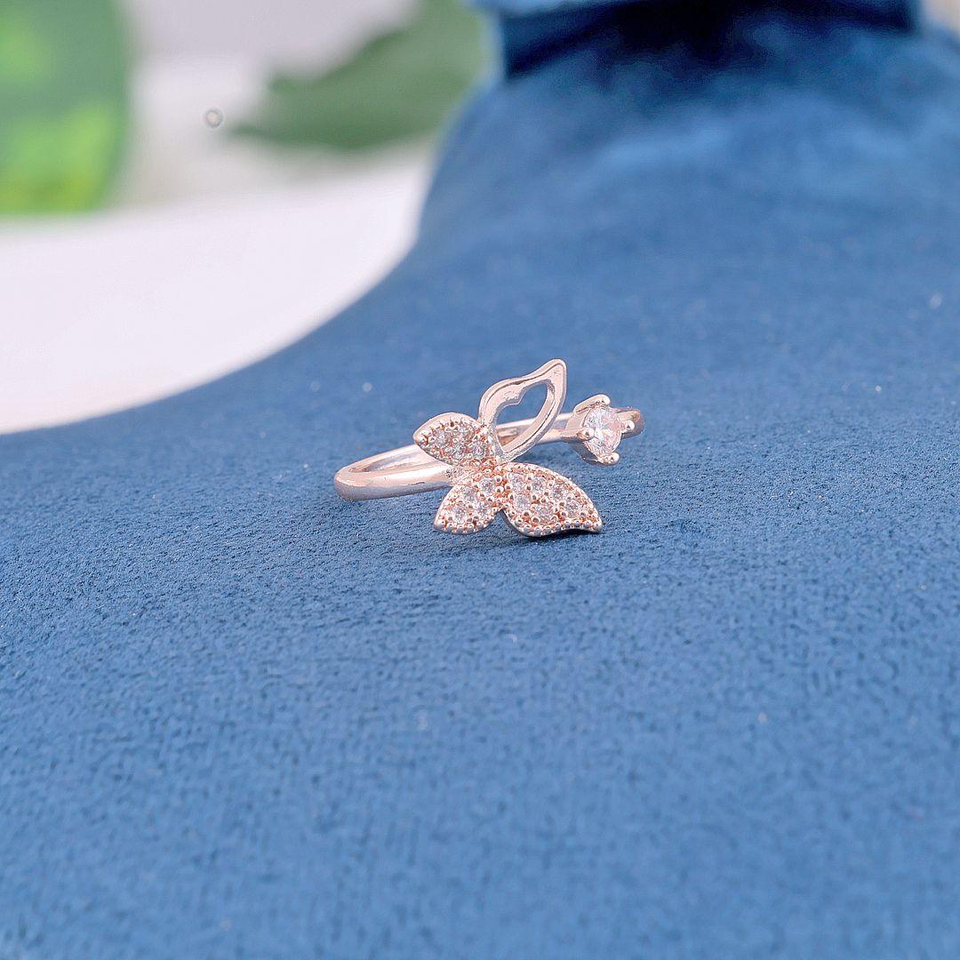 Float like a butterfly Ring