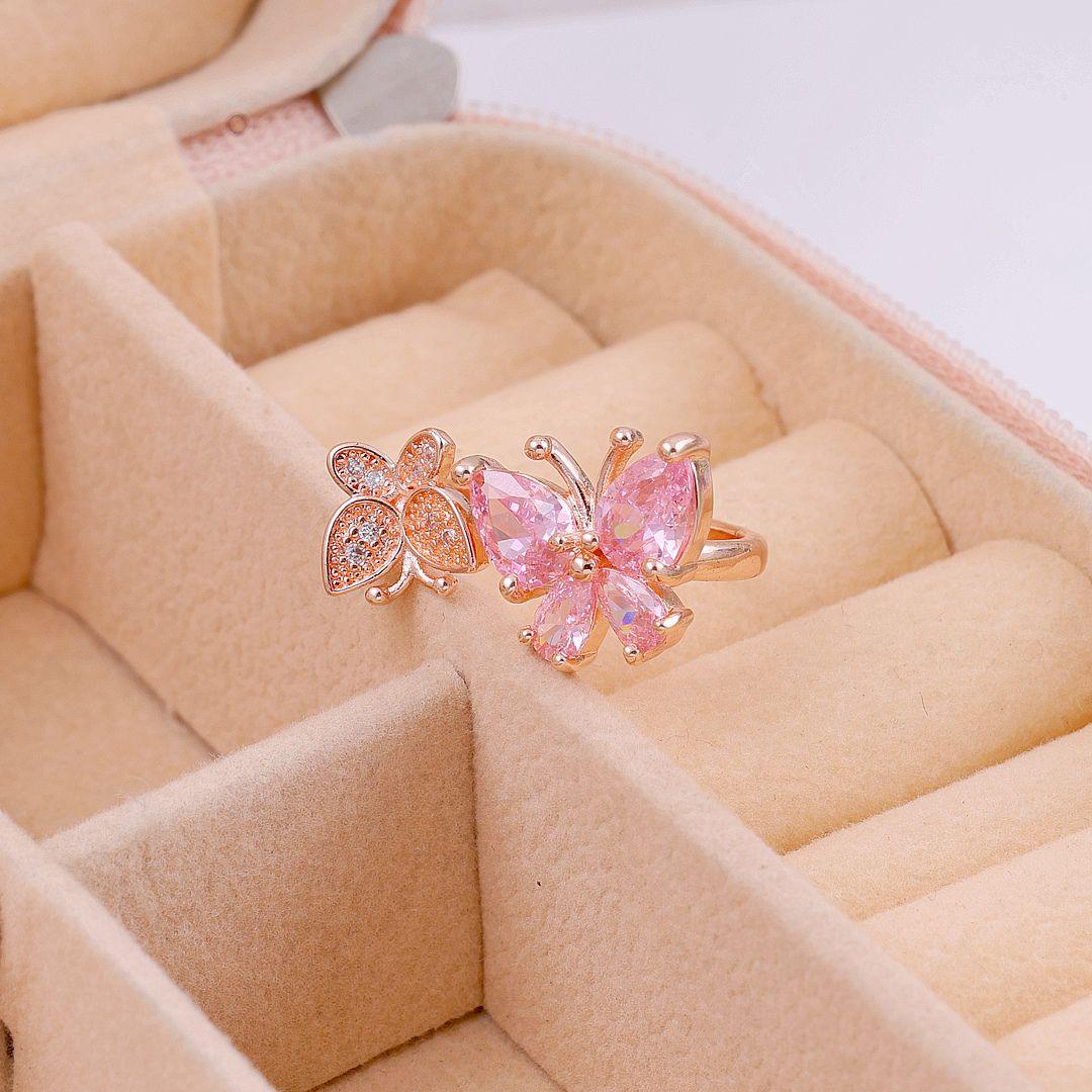 Social Butterfly Ring