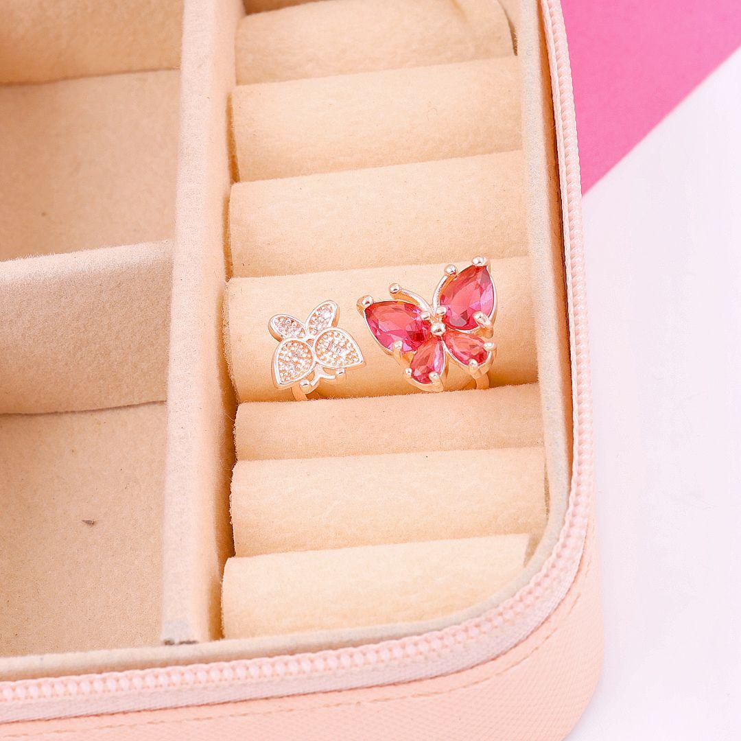 Social Butterfly Ring