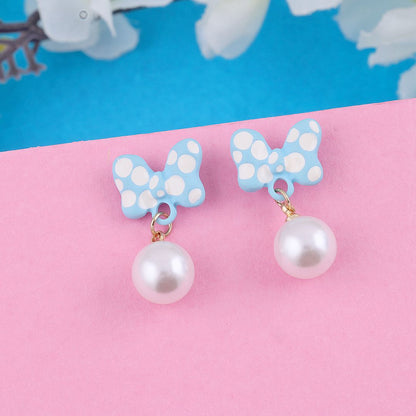 A Pearl of Bow Earring