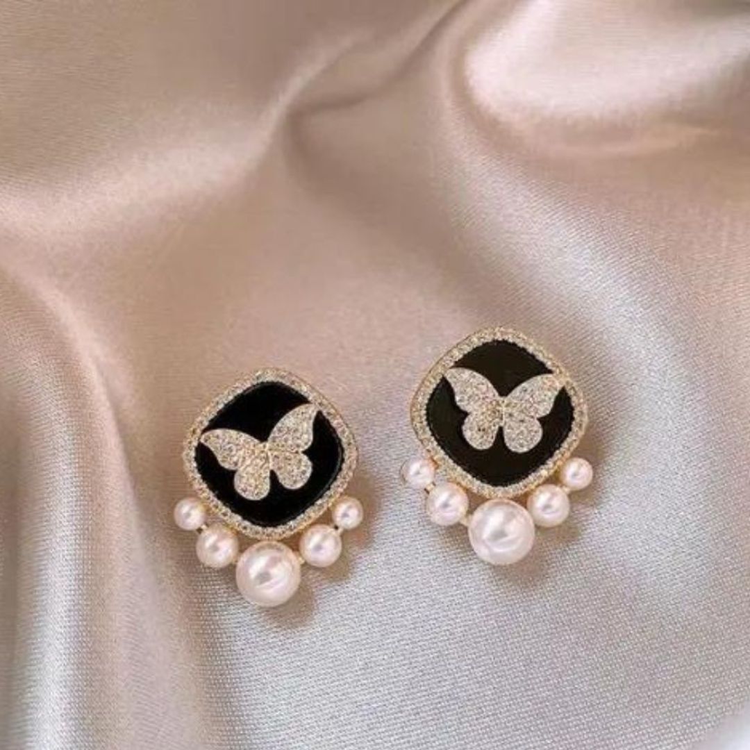 A Pearl Of butterfly Earrings