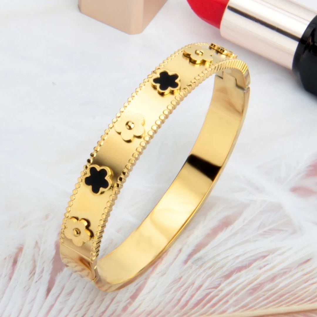 Blind Date Statement Bracelet