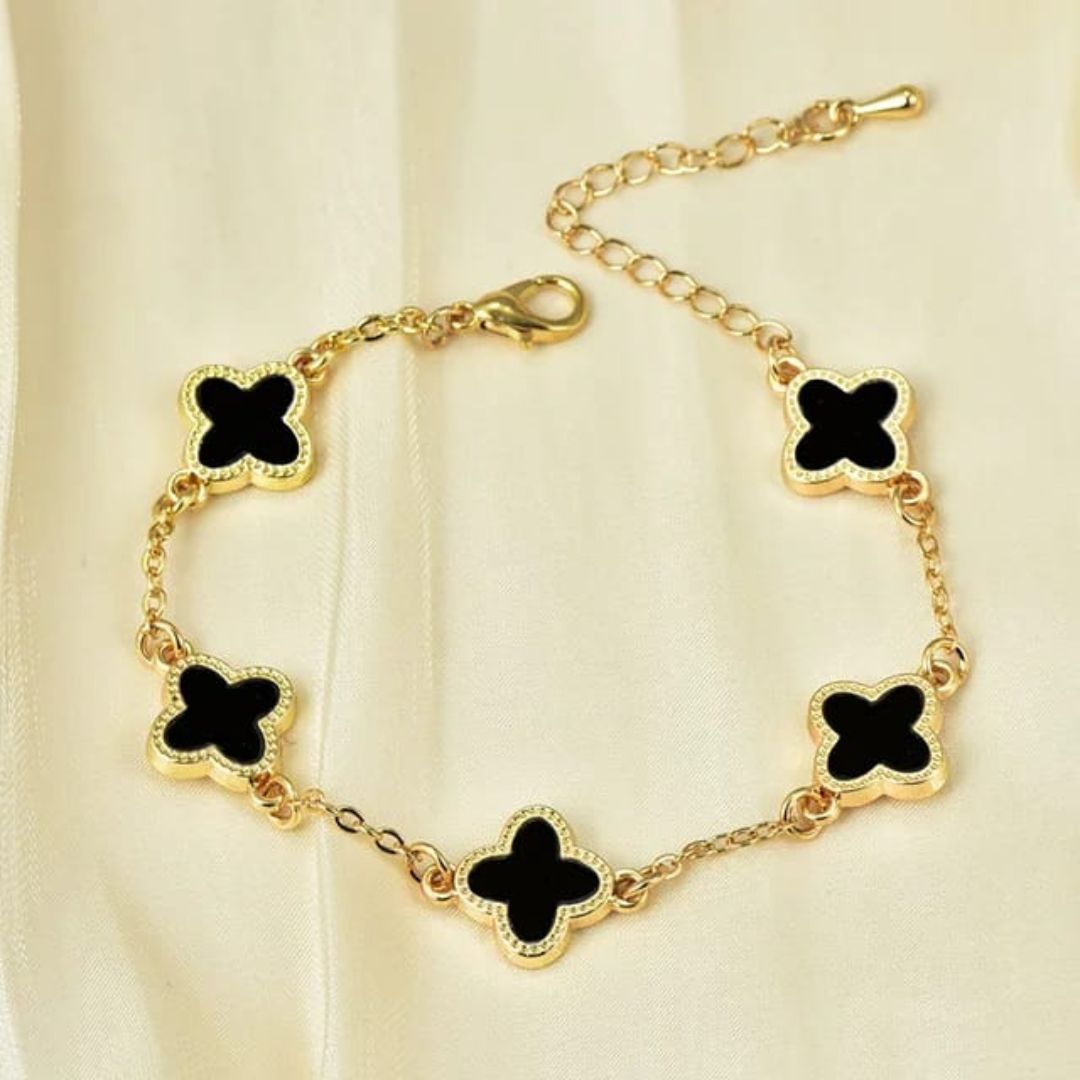 Timeless Clover Bracelet