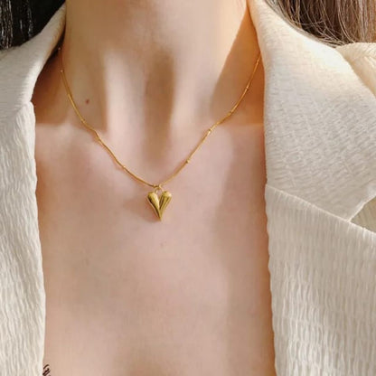 Minimalist Heart Necklace