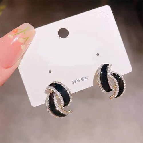 Glam Noir Studs Earrings