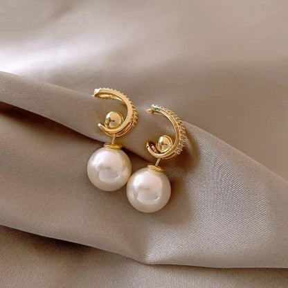 A Pearl Of Wisdom Earring