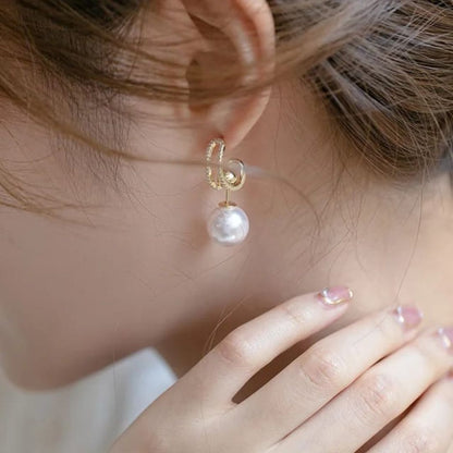 A Pearl Of Wisdom Earring