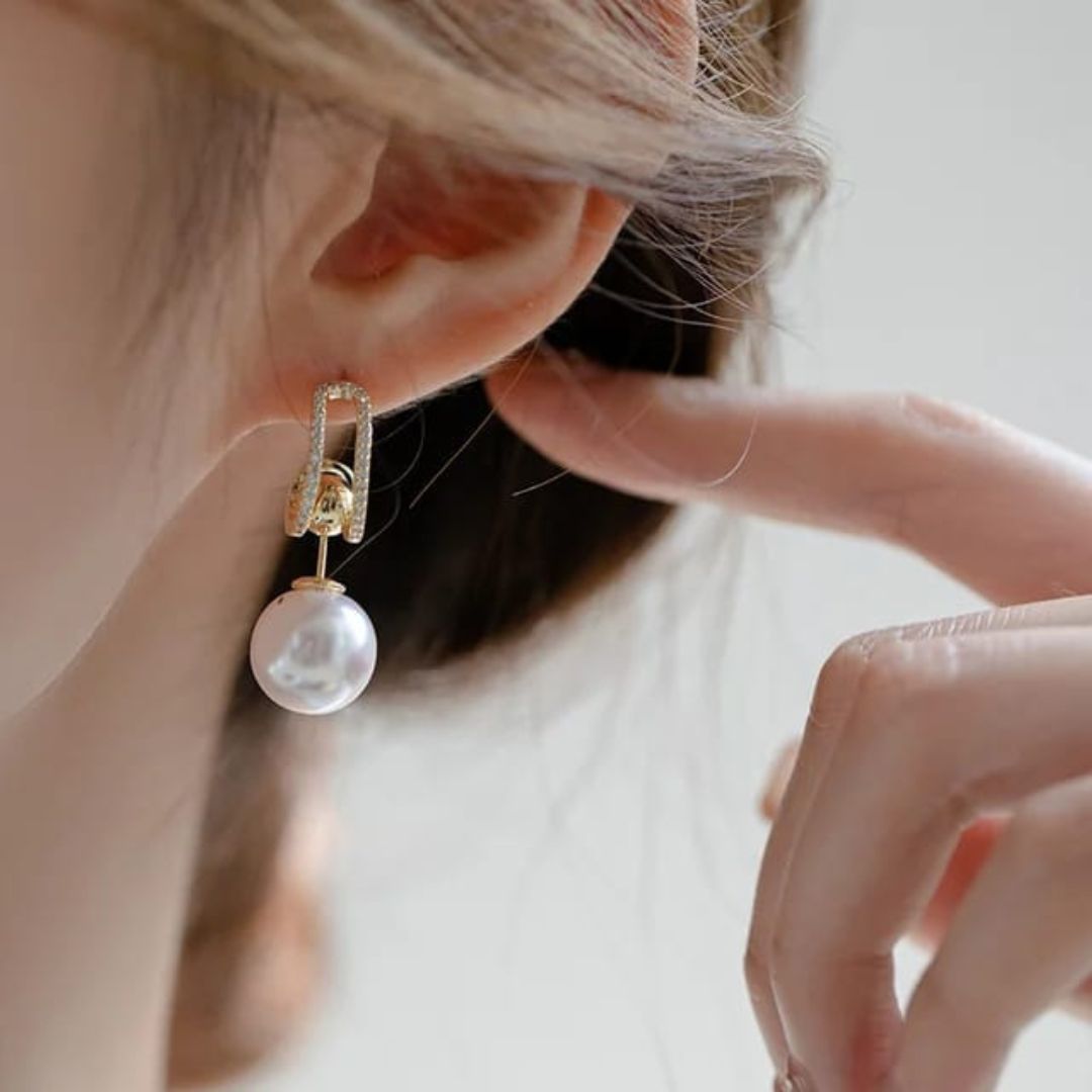 A Pearl Of Wisdom Earring